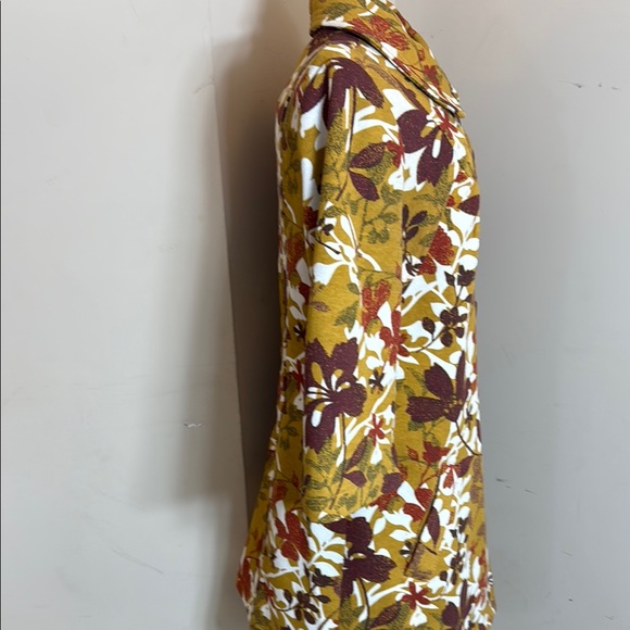 Ambition Floral Button-Up Jacket with 3/4 Sleeves - Picture 8 of 11